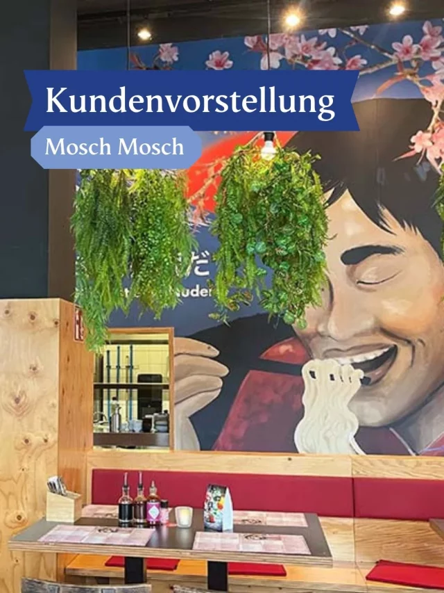 Seit diesem Jahr haben wir die japanische Gastronomiekette „Mosch Mosch“ als Kunden gewinnen können. Mit 12 Objekten bringt das Restaurant ein wenig Japan nach Deutschland. 🇯🇵 Das Vorbild ihres Konzepts ist der häufigste Restauranttyp Japans – die Nudelbar! 🍜

Dabei werden verschiedenste Nudel- sowie Reisgerichte unmittelbar und mit frischen Zutaten zubereitet, wodurch nicht nur eine gute Qualität gewährleistet wird sondern auch eine verkürzte Wartezeit. So bieten die Restaurants eine leichte, fettarme Küche, die saisional mit verschiedenen Aktions-Gerichten noch einmal aufgewertet wird. 🥢

Wir freuen uns in Zukunft das Hausbier der Marke „Mosch Mosch“ herzustellen. Zur Herstellung wird der japanische Sorachi Ace Hopfen genutzt, um dem Bier sein charakteristisches Aroma zu verleihen. 🍺 Dabei vereint das Bier die erfrischenden Zitrusnoten und das subtile Kräuteraroma zu einem superfrischen Geschmackserlebnis. 

Prost und kanpai auf eine gute Zusammenarbeit! 🍻

#brauhausfaust #miltenberg #moschmosch