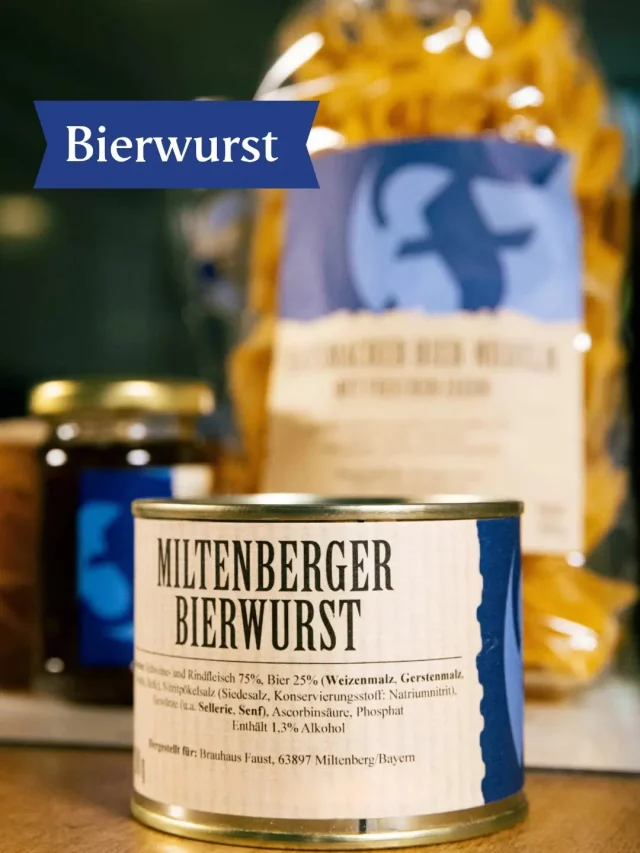 Herzhaft, würzig und einfach einfach richtig gut! Unsere Miltenberger Bierwurst wird mit viel Liebe hergestellt und bekommt durch unser Bier ihre ganz besondere Note – perfekt für die Brotzeit, den Grill oder auch einfach zwischendurch. 🍺

Ein echter Genuss für alle, die gutes Handwerk und ehrlichen Geschmack schätzen. 😋

Du hast jetzt richtig Hunger bekommen? Dann wird's höchste Zeit unsere Bierwurst zu kaufen: Erhältlich bei uns im Brauereiladen oder rund um die Uhr im Online-Shop. 🛒💻 Einfach den Link in der Bio klicken und deine Bierwurst bestellen!

#brauhausfaust #merch #miltenberg