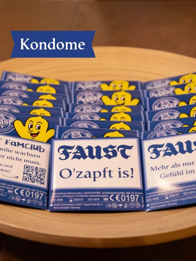 Sicher ist sicher! 😉🍺 Unsere Fäustlinge sind das wohl charmanteste Accessoire für alle, die Humor lieben und auf Nummer sicher gehen möchten.

Ob als witziges Mitbringsel, für den Junggesellenabschied oder einfach als kleines Extra – mit unseren Faust-Kondomen sorgst du garantiert für ein Schmunzeln. 😉

Unsere Fäustlinge fehlen noch bei dir? Dann schau vorbei: Erhältlich bei uns im Brauereiladen oder rund um die Uhr im Online-Shop. 🛒💻 Einfach den Link in der Bio klicken und dir deine Fäustlinge sichern!

#brauhausfaust #merch #miltenberg