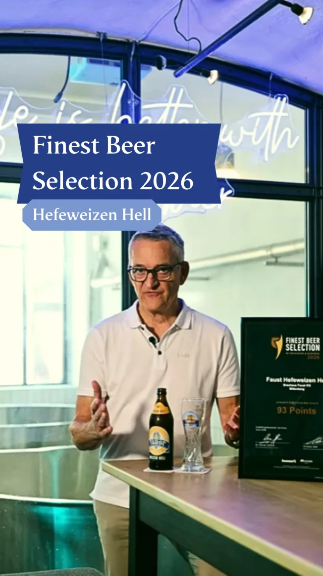Unser Weißbier-Klassiker wurde ausgezeichnet! 🏆🍺

Goldgelb, hefetrüb und vollmundig – mit einer herrlich ausbalancierten fruchtigen Hefearomatik nach reifer Banane und feinen Honignoten überzeugt unser Weizen Hell. Und das nicht nur im Glas, sondern auch bei der internationalen Finest Beer Selection 2026! ⭐️

Starke 93 von 100 Punkten und der offizielle Beweis, dass unser obergäriges Meisterstück zu den absoluten Spitzenreitern gehört.

Ob im Biergarten oder auf der Terrasse – Flasche öffnen, erfrischen lassen und den Sommer genießen. Prost! ☀️🍻

#faustbier #weizenhell #finestbeerselection #weissbier #bierliebe #prost #miltenberg