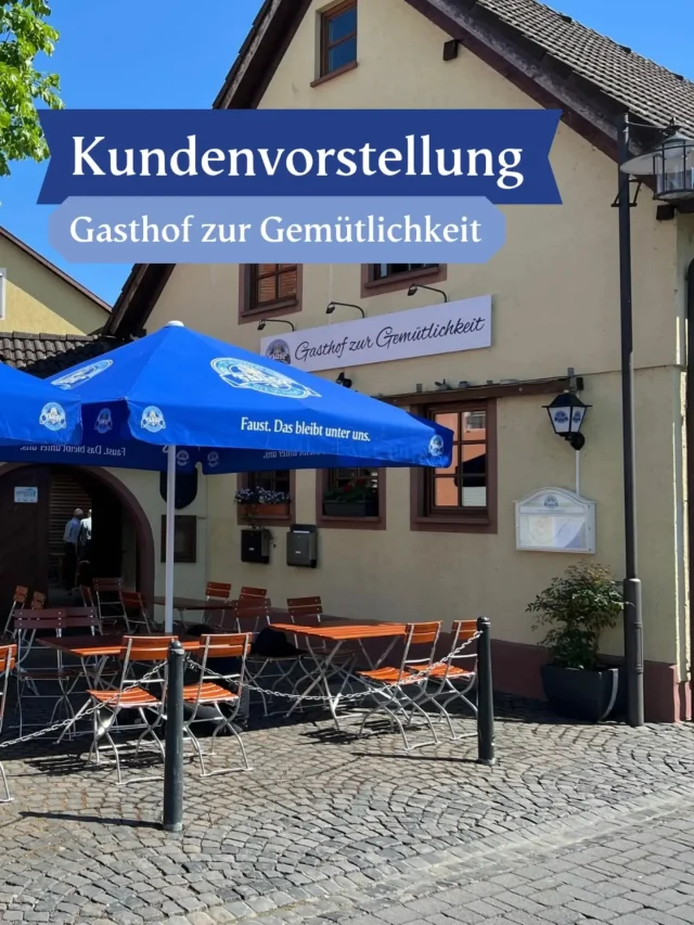 Seit April 2025 ist die Gemütlichkeit in Niedernberg wieder Teil unserer Faust-Familie – und wird mit viel Engagement von Hasso Bartzack-Pasch und Dieter Bartzack geführt.
Auf der Karte findet sich eine große Auswahl unserer Faust-Biere: Pils, Bayrisch Hell, Schwarzviertler und Hefeweizen vom Fass sowie verschiedene Flaschenbiere, darunter auch drei alkoholfreie Sorten. 🍺

Dazu gibt’s gutbürgerliche, hochwertige Küche und gleich zwei gemütliche Biergärten: Im Innenhof oder mit Blick auf den Dorfplatz und den Geschichtsbrunnen. ☀️
Hasso und Dieter sind schon seit Jahrzehnten eng mit dem Brauhaus Faust und der Gastronomie verbunden. Umso schöner, dass sie die mittlerweile 151-jährige Geschichte der Gemütlichkeit mit so viel Herz weiterführen und daraus wieder einen beliebten Treffpunkt in Niedernberg machen. ❤️

Wir freuen uns, Teil dieser Geschichte zu sein – und sagen: Prost auf viele weitere gemeinsame Jahre! 🍻

#brauhausfaust #gemütlichkeit #niedernberg